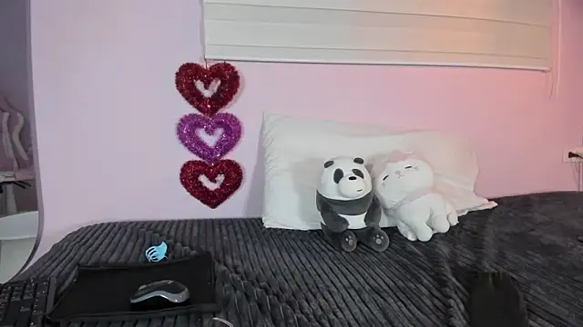 emily sweett24 online show from 03/11/25, 12:28