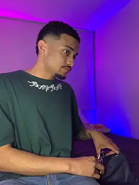 eross chipre  online show from 11/11/25, 02:22