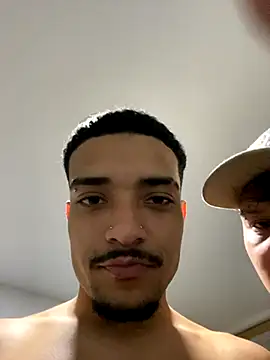 eross chipre  online show from 11/15/25, 07:27