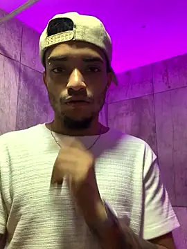 eross chipre  online show from 01/11/26, 12:43