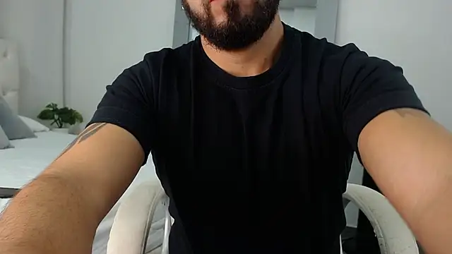 Snapshot of sebastian_colle chatting on 02/27/25, 12:13 sebastian colle online show from 02/27/25, 12:13