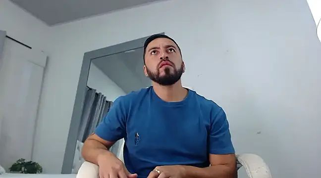 Snapshot of sebastian_colle chatting on 02/28/25, 12:09 sebastian colle online show from 02/28/25, 12:09