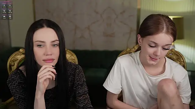 Snapshot of Elza_Dream chatting on 03/18/25, 05:42 Elza Dream online show from 03/18/25, 05:42