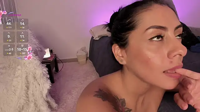  lucianapalmer online show from 03/04/25, 06:50