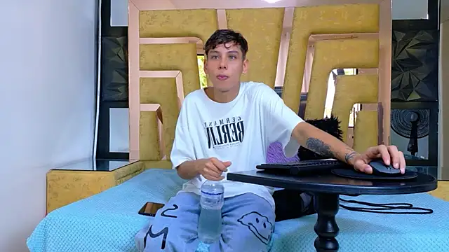 Noahoconor online show from 09/12/25, 04:29