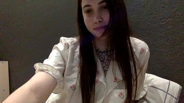 bysinka18 online show from 04/19/26, 06:10