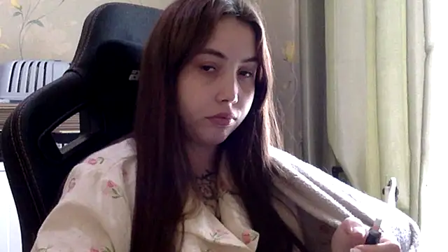 bysinka18 online show from 04/23/26, 11:09