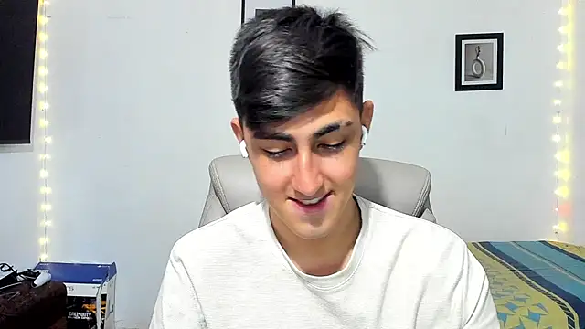 babymaik online show from 10/23/25, 11:57