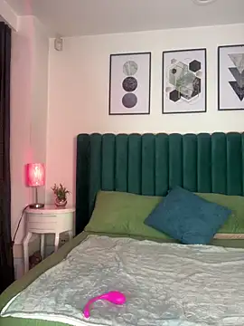 Snapshot of Tyla_Ks chatting on 03/01/25, 07:26 Tyla Ks online show from 03/01/25, 07:26