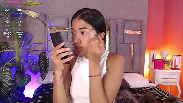 Tyla Ks online show from 02/02/26, 07:56