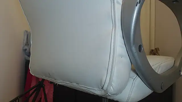 Mature 2025 online show from 03/17/25, 08:40