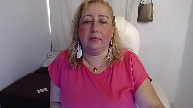 Mature 2025 online show from 09/29/25, 05:18