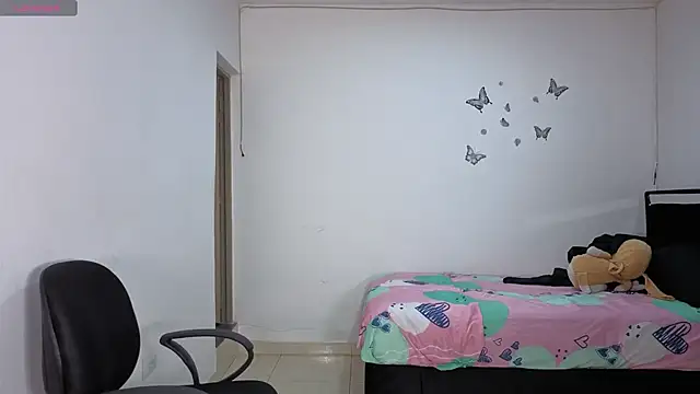 sophia ramirez12 online show from 09/21/25, 10:00