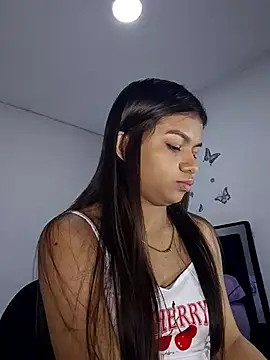 sophia ramirez12 online show from 02/02/26, 12:20