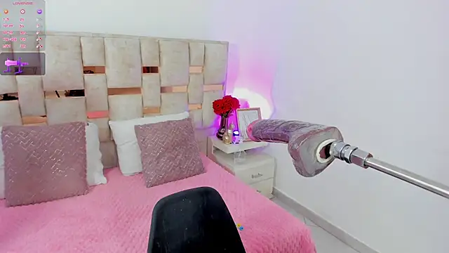 cutie sarax1 online show from 10/01/25, 12:11