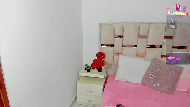 cutie sarax1 online show from 11/08/25, 11:43