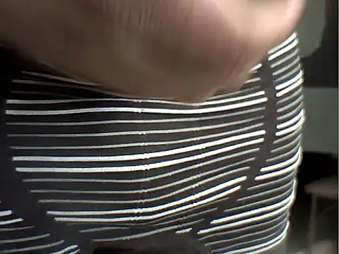 Snapshot of Mthondo-qinile chatting on 10/24/25, 08:33 Mthondo-qinile online show from 10/24/25, 08:33