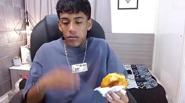 RyanKing19 online show from 03/11/25, 01:12