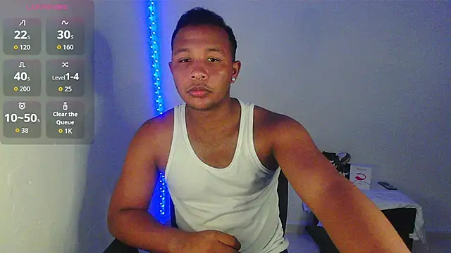 Snapshot of Gooss_cum chatting on 11/24/25, 04:12 Gooss cum online show from 11/24/25, 04:12