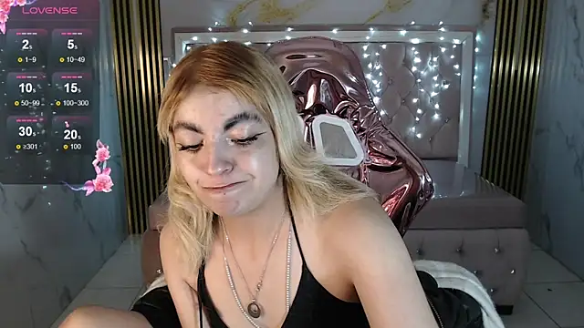 lili conor s online show from 09/26/25, 03:10