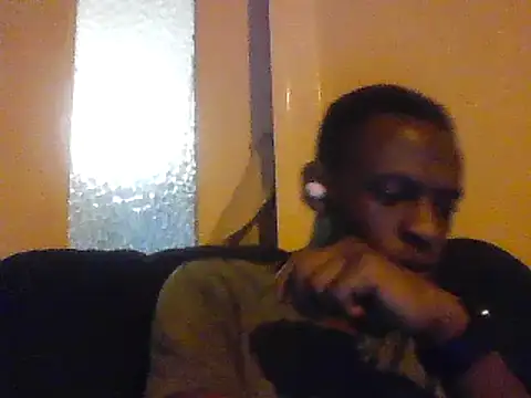 Snapshot of Justusual444 chatting on 03/10/25, 04:25 Justusual444 online show from 03/10/25, 04:25