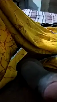 Snapshot of hugedick12 chatting on 03/20/25, 04:31 hugedick12 online show from 03/20/25, 04:31