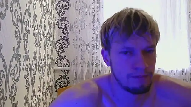 Snapshot of frama666 chatting on 10/07/25, 07:38 frama666 online show from 10/07/25, 07:38