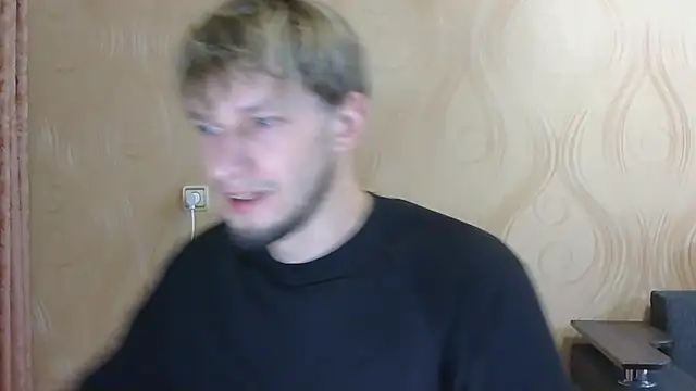 Snapshot of frama666 chatting on 10/17/25, 06:21 frama666 online show from 10/17/25, 06:21