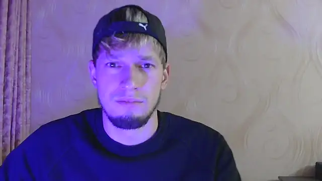 Snapshot of frama666 chatting on 10/19/25, 09:26 frama666 online show from 10/19/25, 09:26