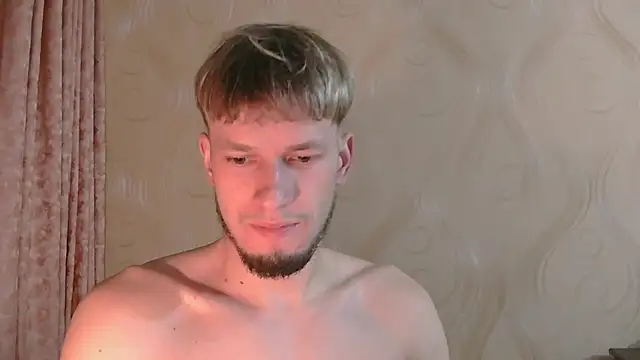 Snapshot of frama666 chatting on 10/23/25, 06:50 frama666 online show from 10/23/25, 06:50