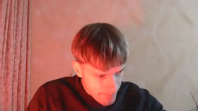 Snapshot of frama666 chatting on 11/29/25, 04:21 frama666 online show from 11/29/25, 04:21