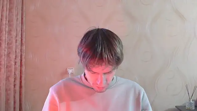 Snapshot of frama666 chatting on 02/06/26, 02:53 frama666 online show from 02/06/26, 02:53