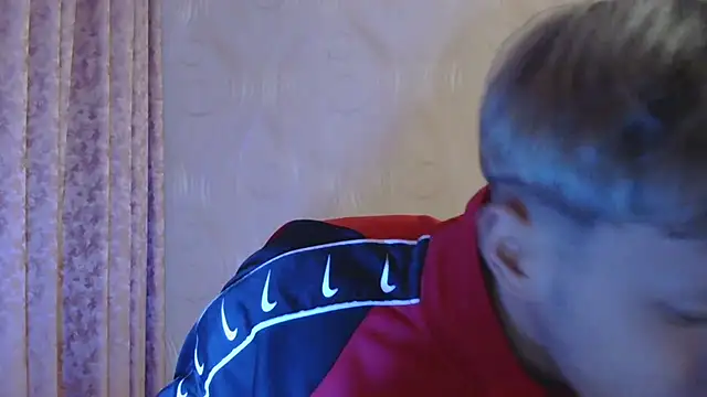 Snapshot of frama666 chatting on 02/12/26, 08:37 frama666 online show from 02/12/26, 08:37