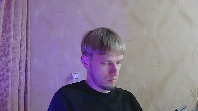 Snapshot of frama666 chatting on 02/18/26, 09:33 frama666 online show from 02/18/26, 09:33