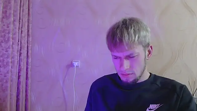 Snapshot of frama666 chatting on 03/04/26, 07:42 frama666 online show from 03/04/26, 07:42