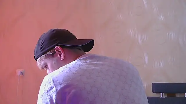 frama666 online show from 04/21/26, 06:41