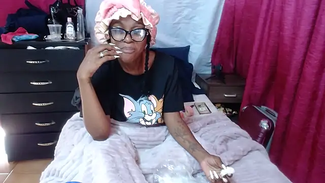 xxTatiannaxx online show from 10/31/25, 06:14