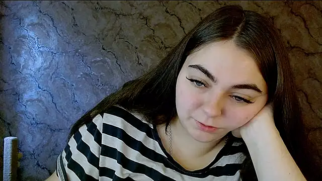 kitsune 8 online show from 10/18/25, 05:43