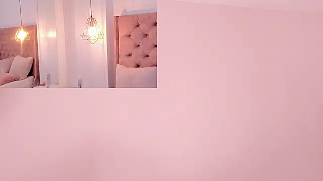 Snapshot of regina_noctixx chatting on 07/13/26, 03:42 regina noctixx online show from 07/13/26, 03:42