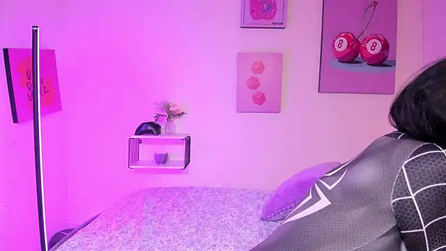 Selene bennet online show from 02/15/26, 04:14