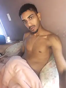 ldkzinnn online show from 10/15/25, 12:38