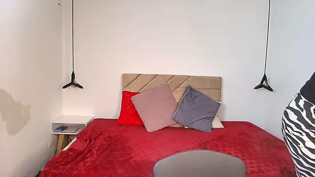 Natasha rose   online show from 06/05/26, 07:08