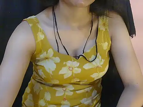 Snapshot of Cute_Pihu01 chatting on 05/08/26, 05:40 Cute Pihu01 online show from 05/08/26, 05:40