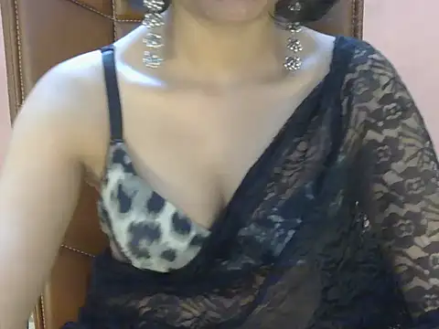 Snapshot of Cute_Pihu01 chatting on 05/16/26, 07:56 Cute Pihu01 online show from 05/16/26, 07:56