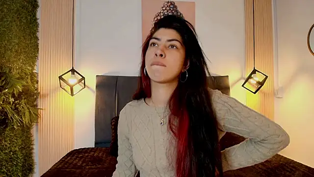 Cassie bloom online show from 01/07/26, 07:38