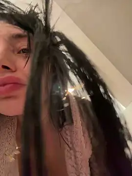 Mia Splash online show from 03/11/26, 05:52