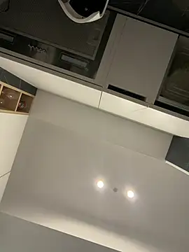 Mia Splash online show from 04/19/26, 06:10