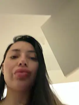 Mia Splash online show from 04/22/26, 02:58