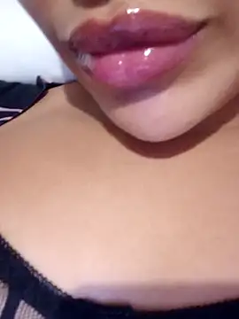 Snapshot of Sexlove1xo chatting on 09/28/25, 05:07 Sexlove1xo online show from 09/28/25, 05:07