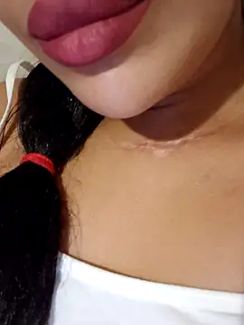 Snapshot of Sexlove1xo chatting on 11/07/25, 02:06 Sexlove1xo online show from 11/07/25, 02:06